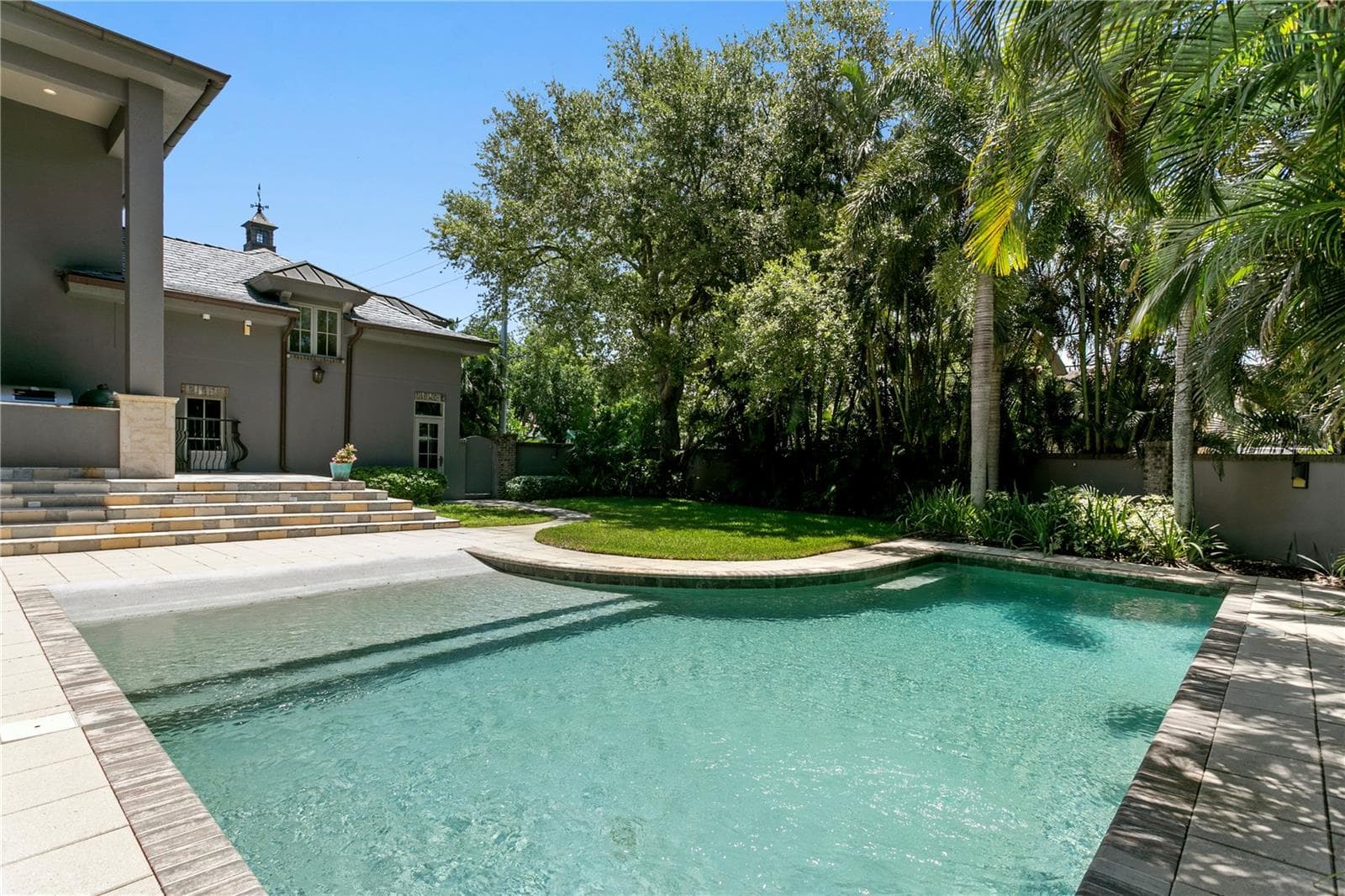 Single Family Residence at 401 SNELL ISLE BLVD NE, ST PETERSBURG, photo 87 of 96
