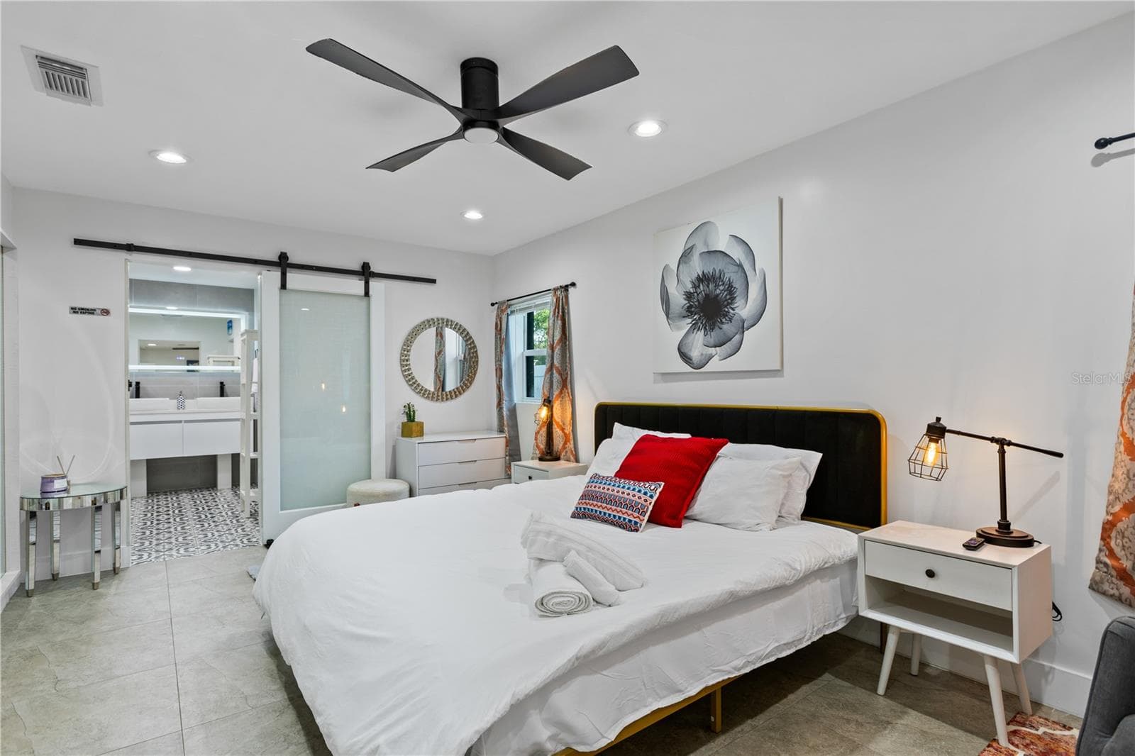 Single Family Residence at 6822 S WALL ST, TAMPA, photo 8 of 31