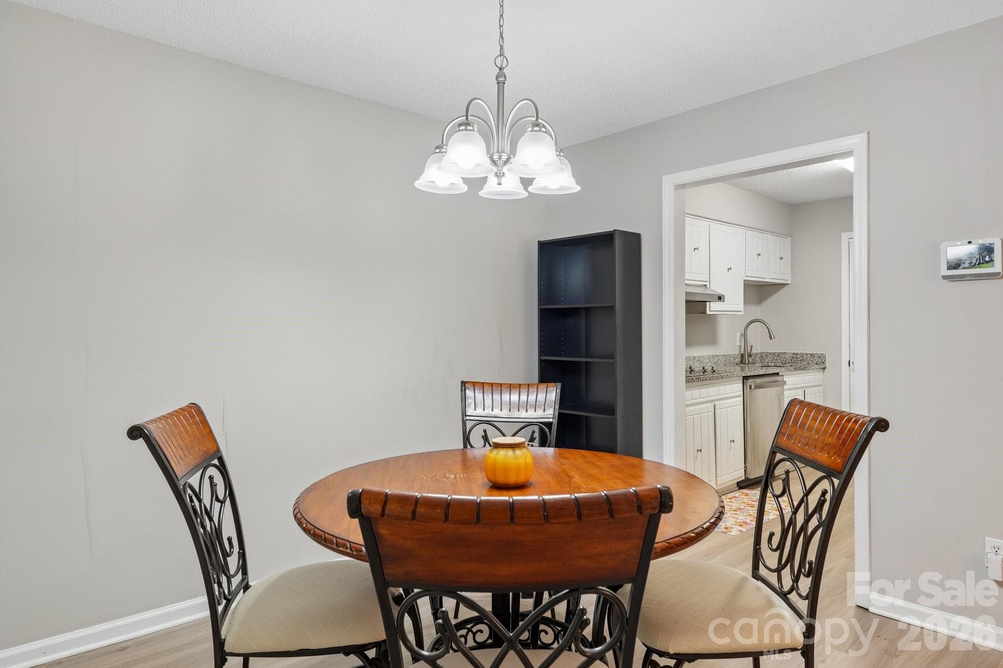 Condominium at 4736 Hedgemore Drive, Charlotte, photo 9 of 32