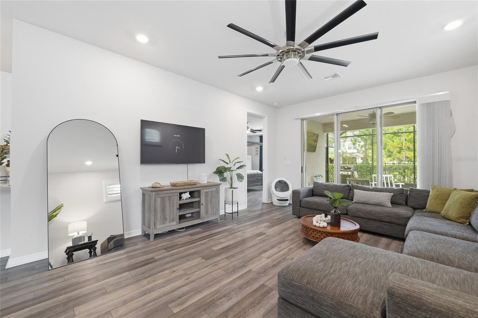 Villa at 6308 MOORING LINE CIR, APOLLO BEACH, photo 13 of 58