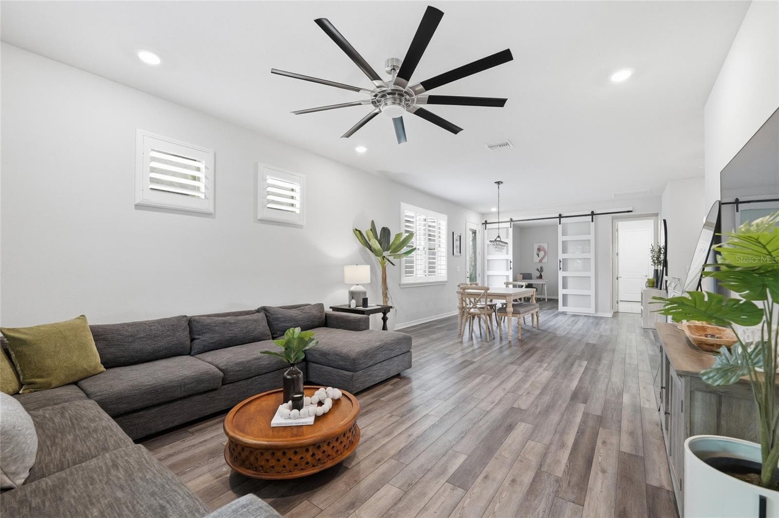 Villa at 6308 MOORING LINE CIR, APOLLO BEACH, photo 14 of 58