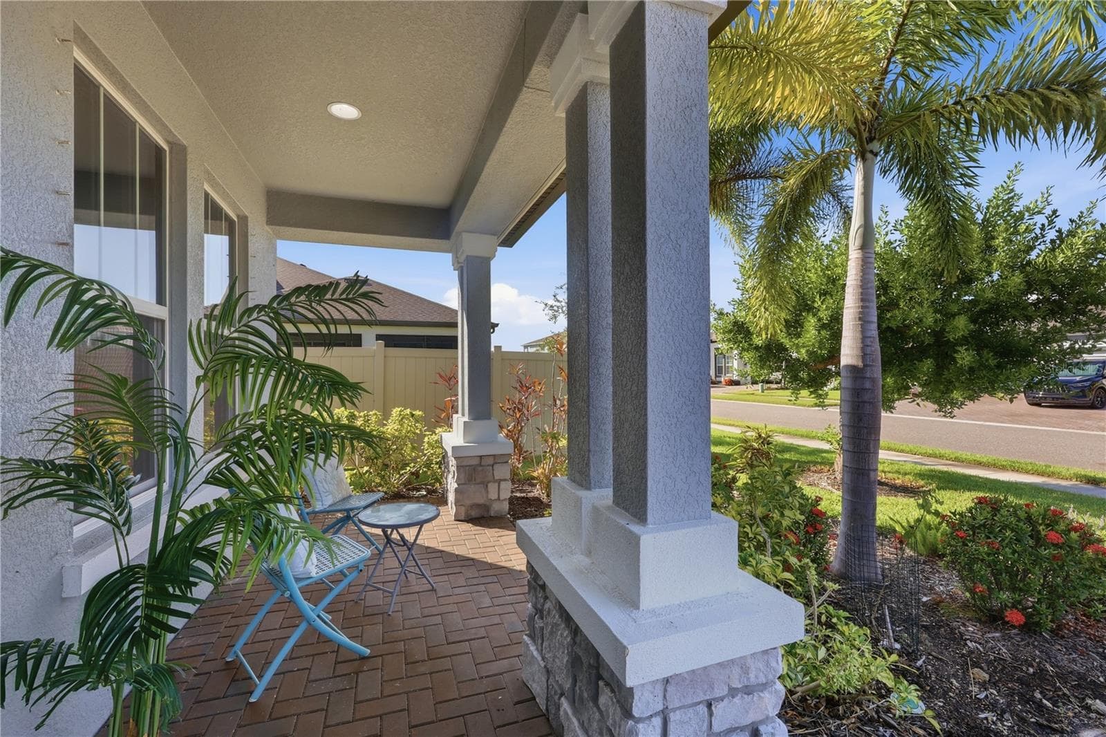 Covered Front Porch - 5542 NATIVE HENNA CT, SARASOTA