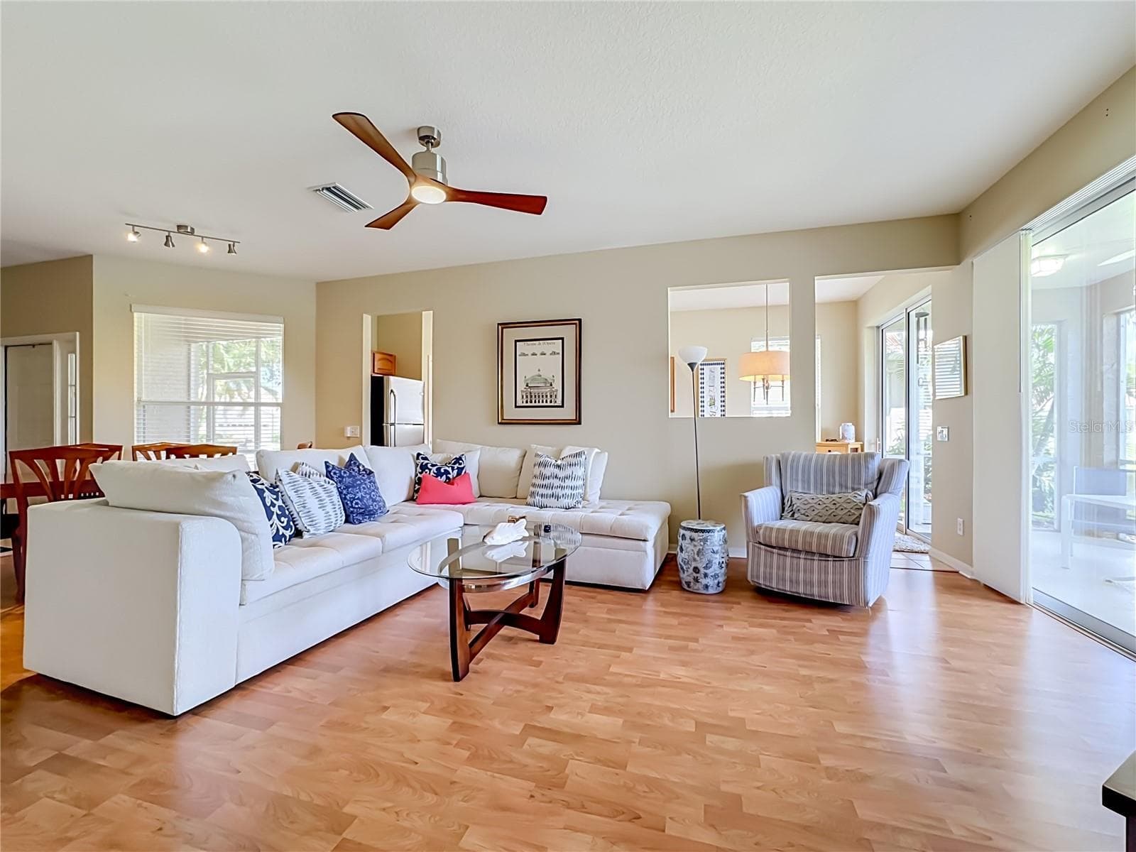 living room - 4346 KARIBA LAKE TER, SARASOTA