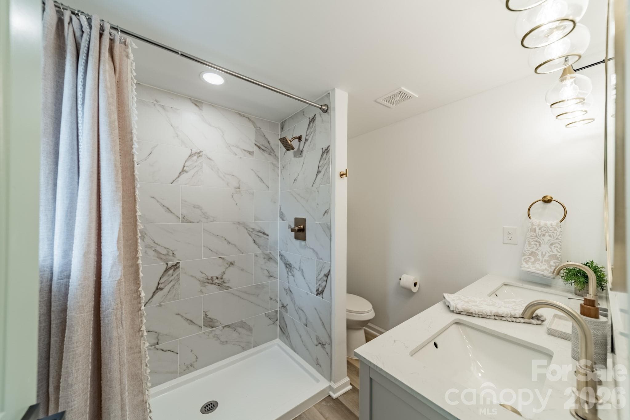Master Bath - Newton