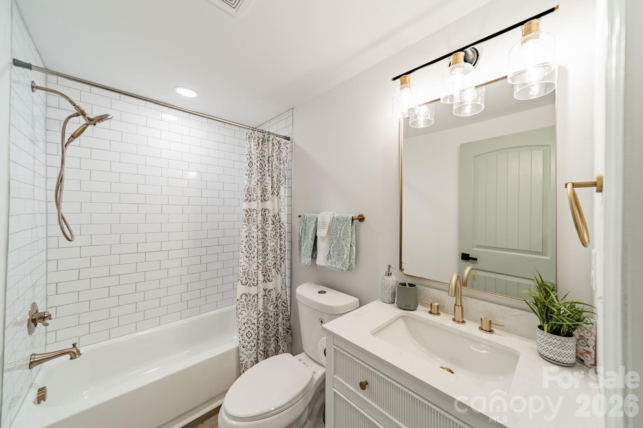 Hall Full Bath - Newton