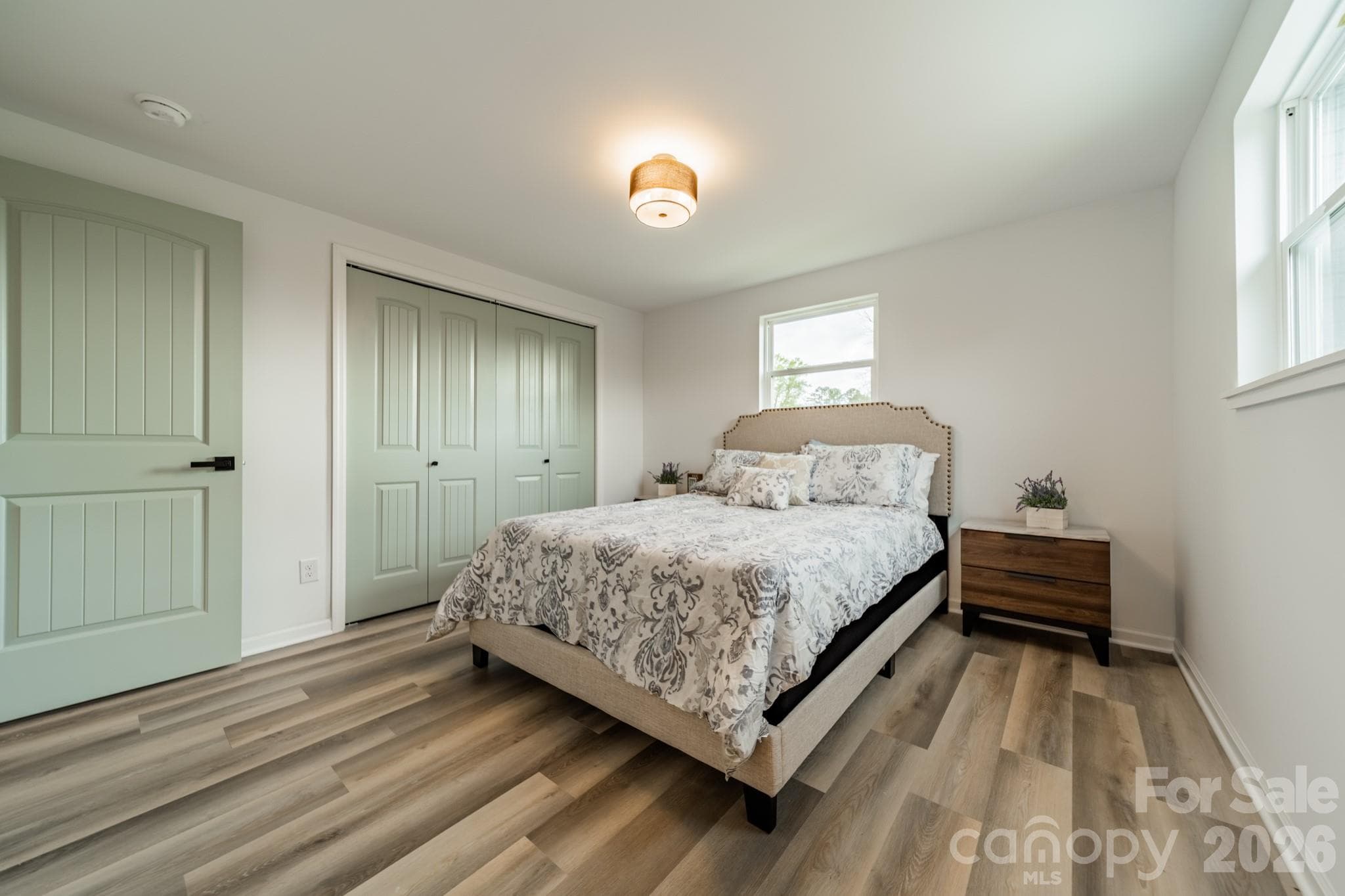 Mater Bedroom Dual Closet - Newton