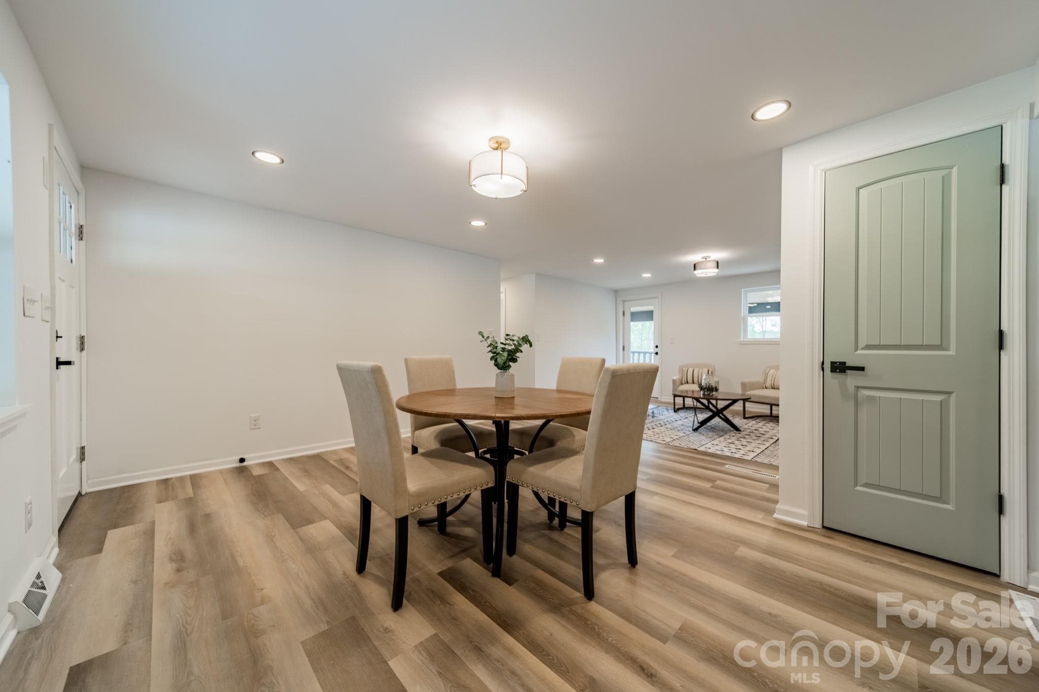 Dining Area 2 - Newton