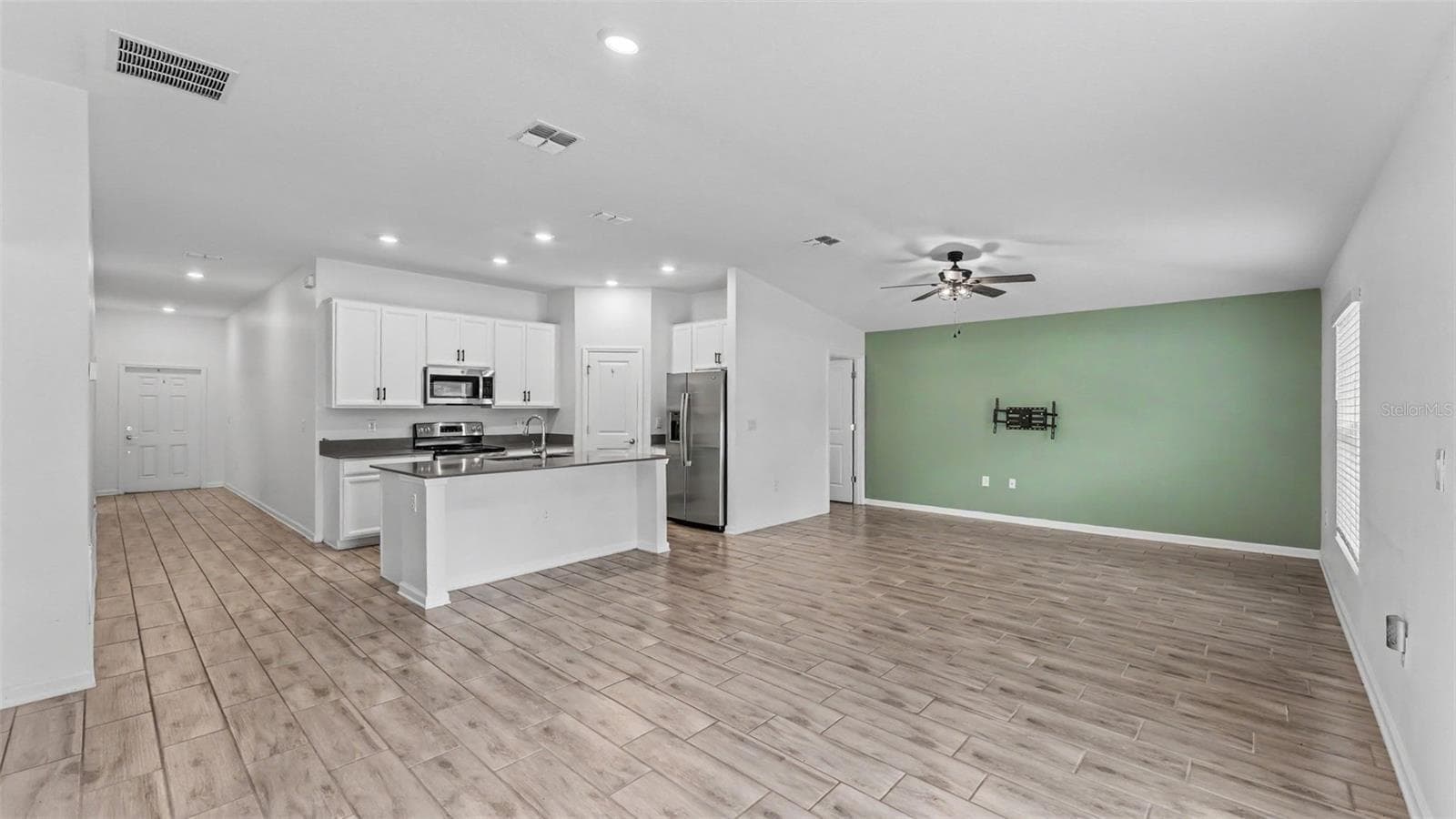 Single Family Residence at 272 PERSHING ST, BARTOW, photo 14 of 42