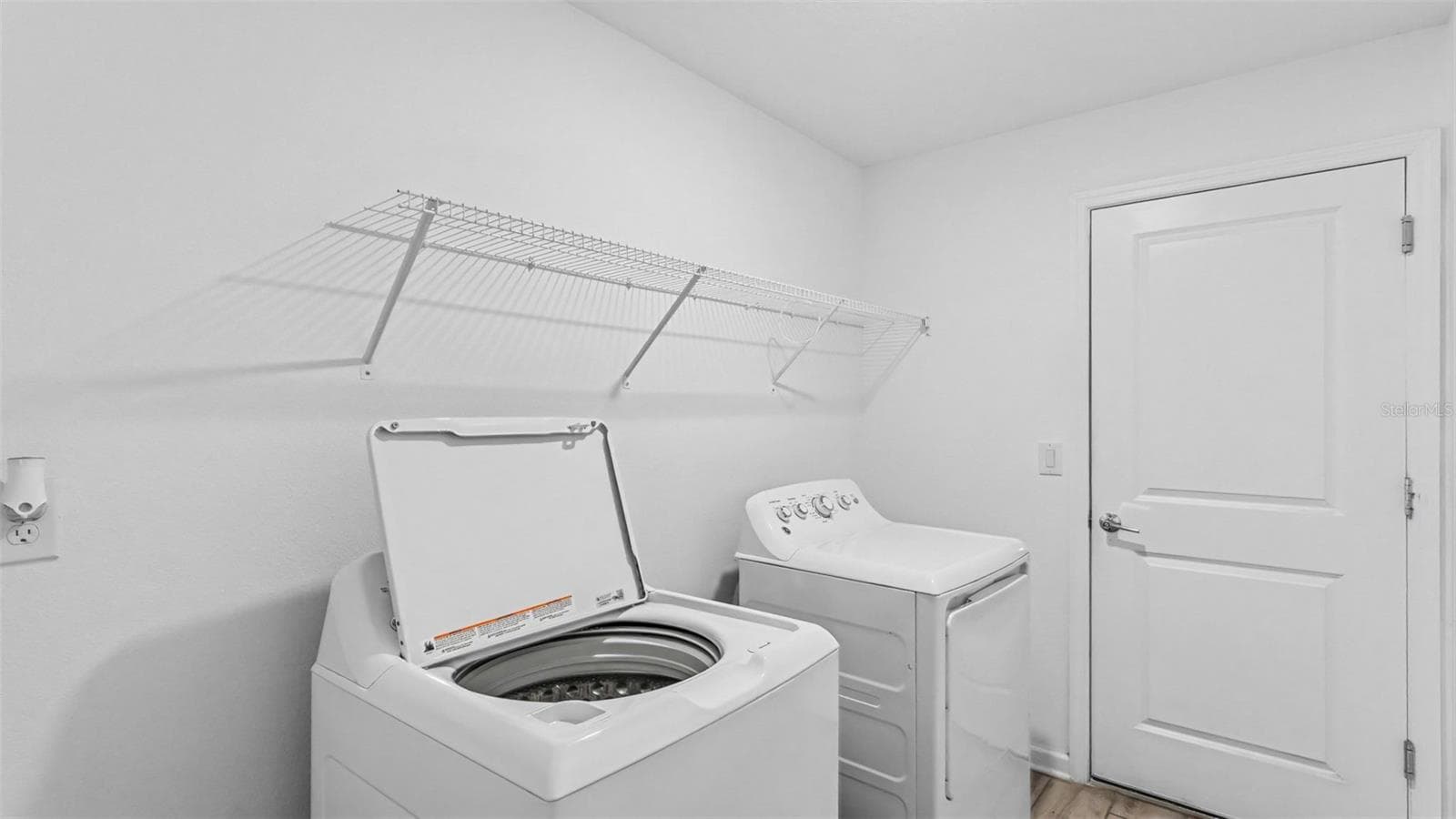 Washer and dryer convey with the sale of the home. - 272 PERSHING ST, BARTOW