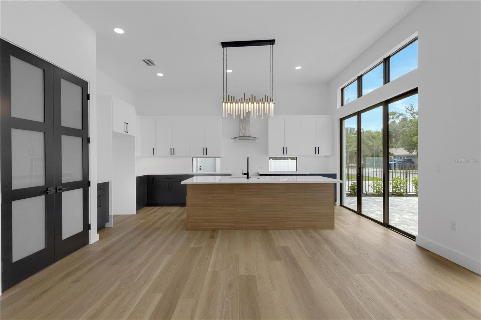 Kitchen/Dining - 2079 HIBISCUS ST, SARASOTA