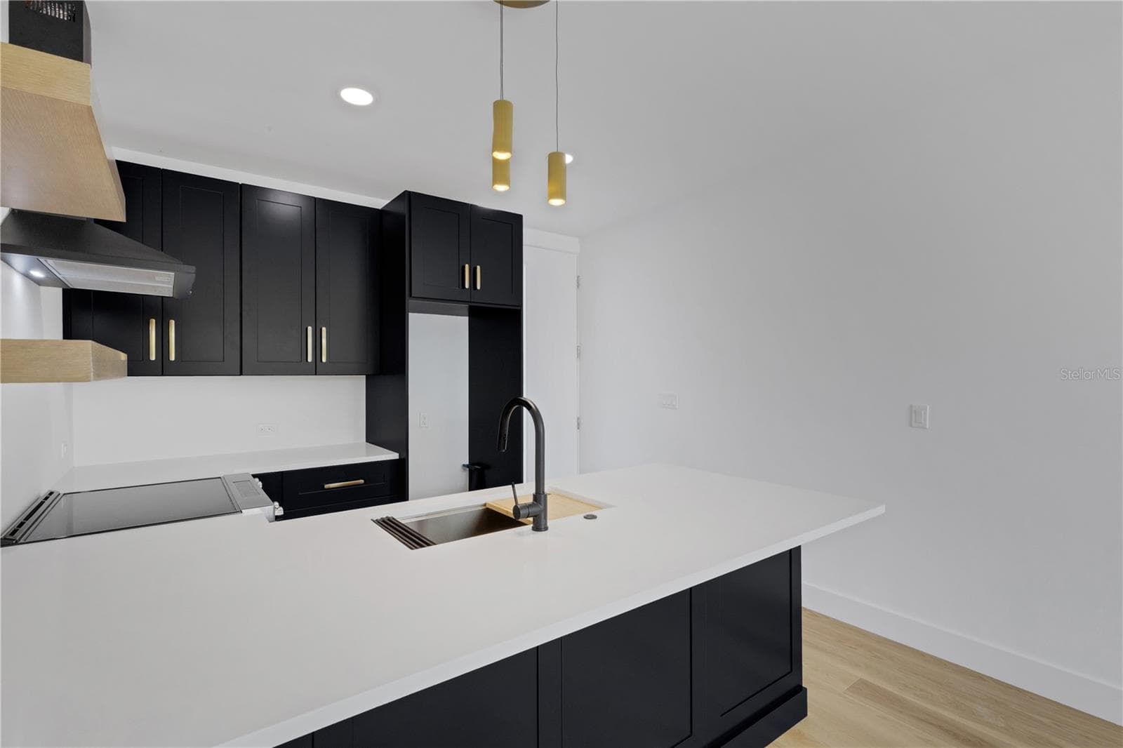 ADU Kitchenette/Bar - 2079 HIBISCUS ST, SARASOTA