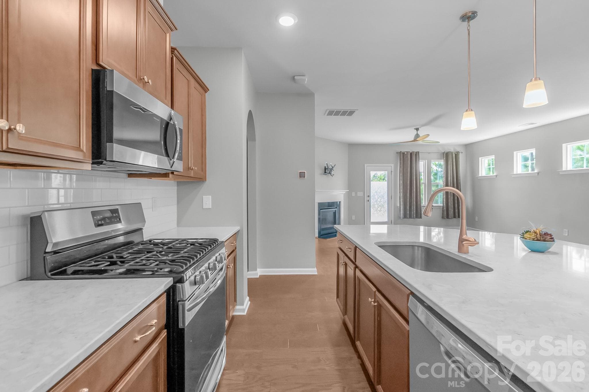 Single Family Residence at 17713 Yarwill Court, Charlotte, photo 18 of 47