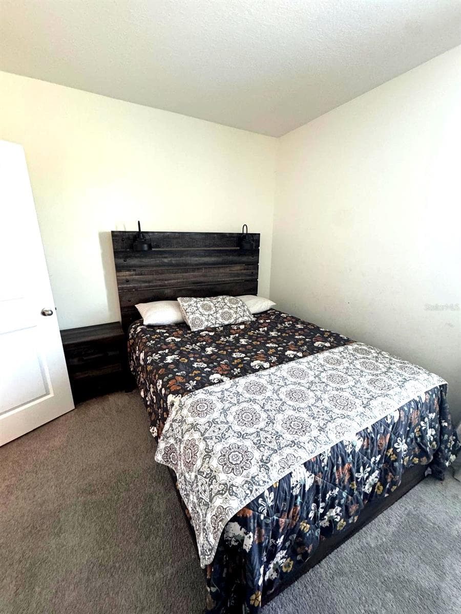 Single Family Residence at 10570 PENNY GALE LOOP, SAN ANTONIO, photo 4 of 19