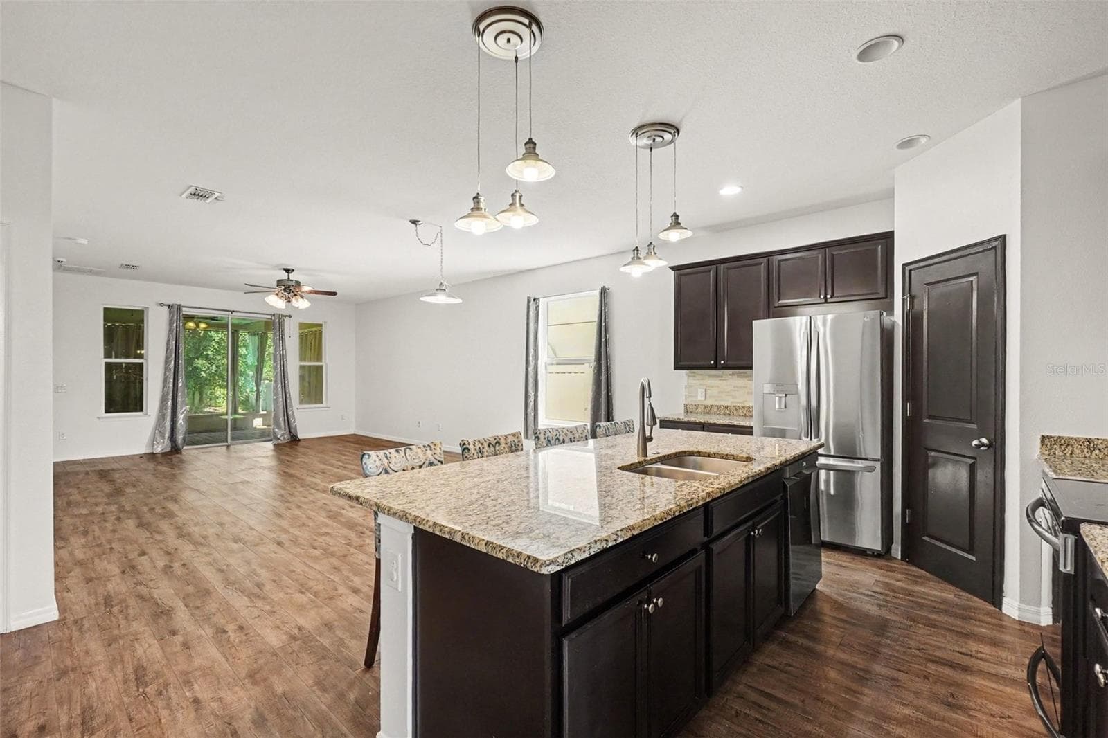 Single Family Residence at 12324 STREAMBED DR, RIVERVIEW, photo 7 of 26