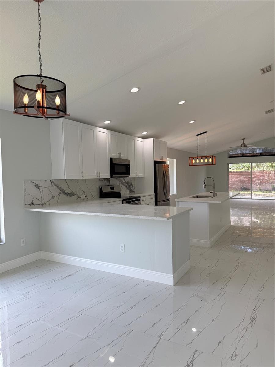 Single Family Residence at 9067 HASTINGS BEACH BLVD, ORLANDO, photo 4 of 26
