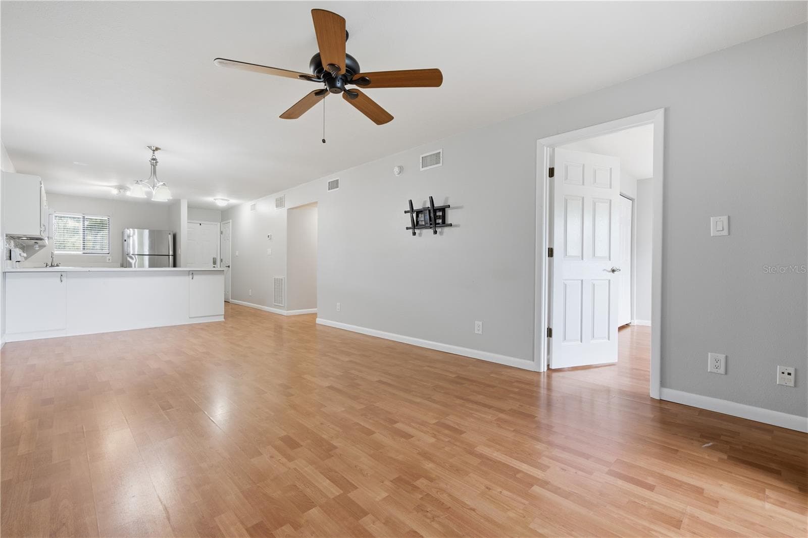 Condominium at 6033 34TH ST W #44, BRADENTON, photo 15 of 54