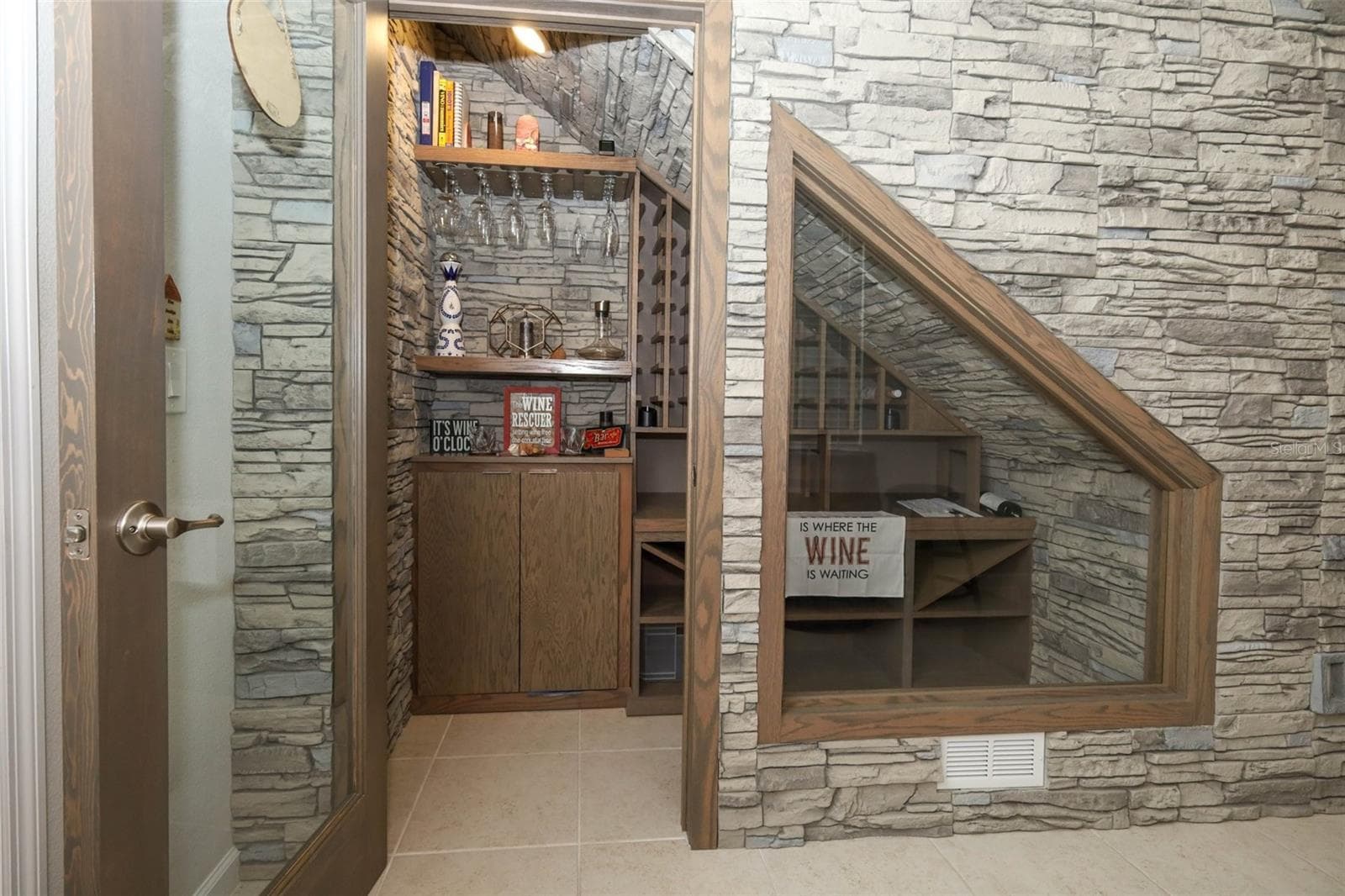 Custom Built Wine cellar - 3980 LIGHTNING CT, SANFORD