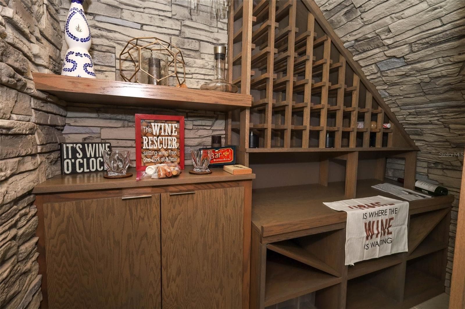 Custom Built Wine cellar - 3980 LIGHTNING CT, SANFORD
