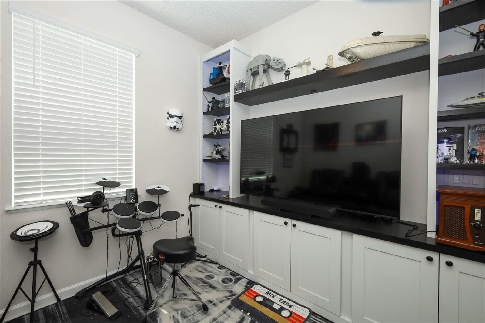 Bonus space - 3980 LIGHTNING CT, SANFORD