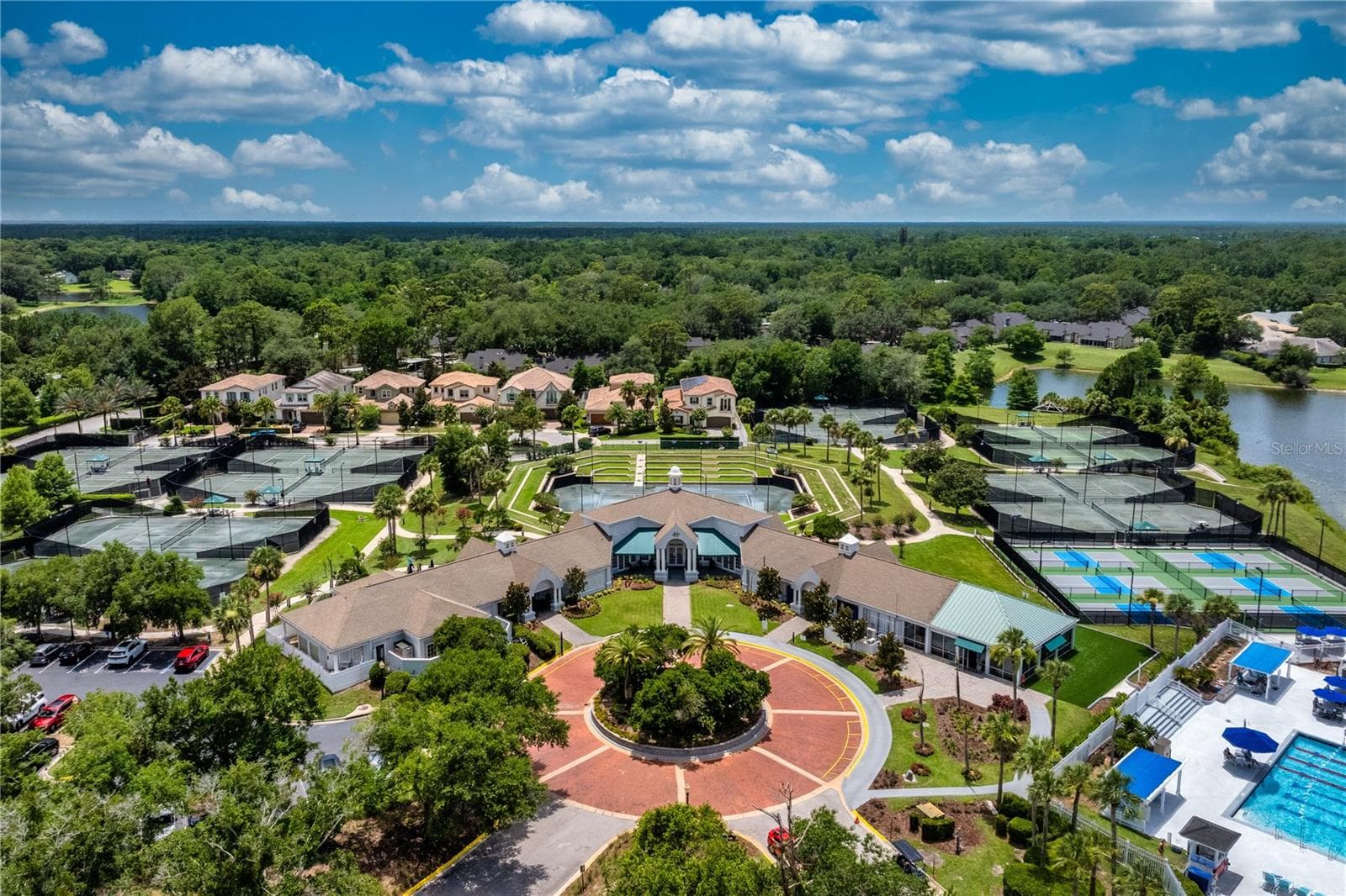 HEATHROW POOL, TENNIS, CLUBHOUSE, & PICKLEBALL VIEW - 1250 E LANGLEY CT, LAKE MARY