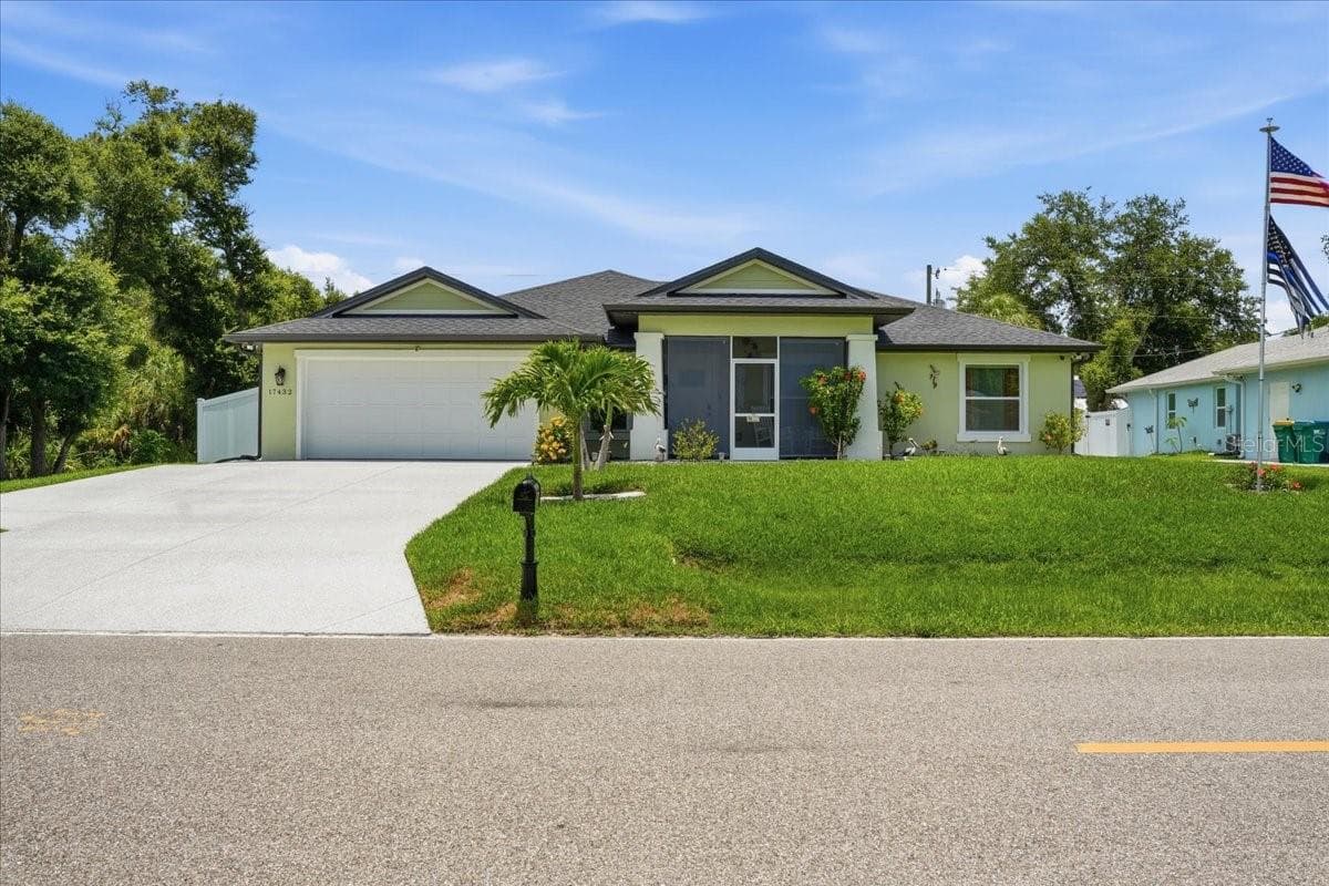 Single Family Residence at 17432 SHIRLEY AVE, PORT CHARLOTTE, photo 3 of 63