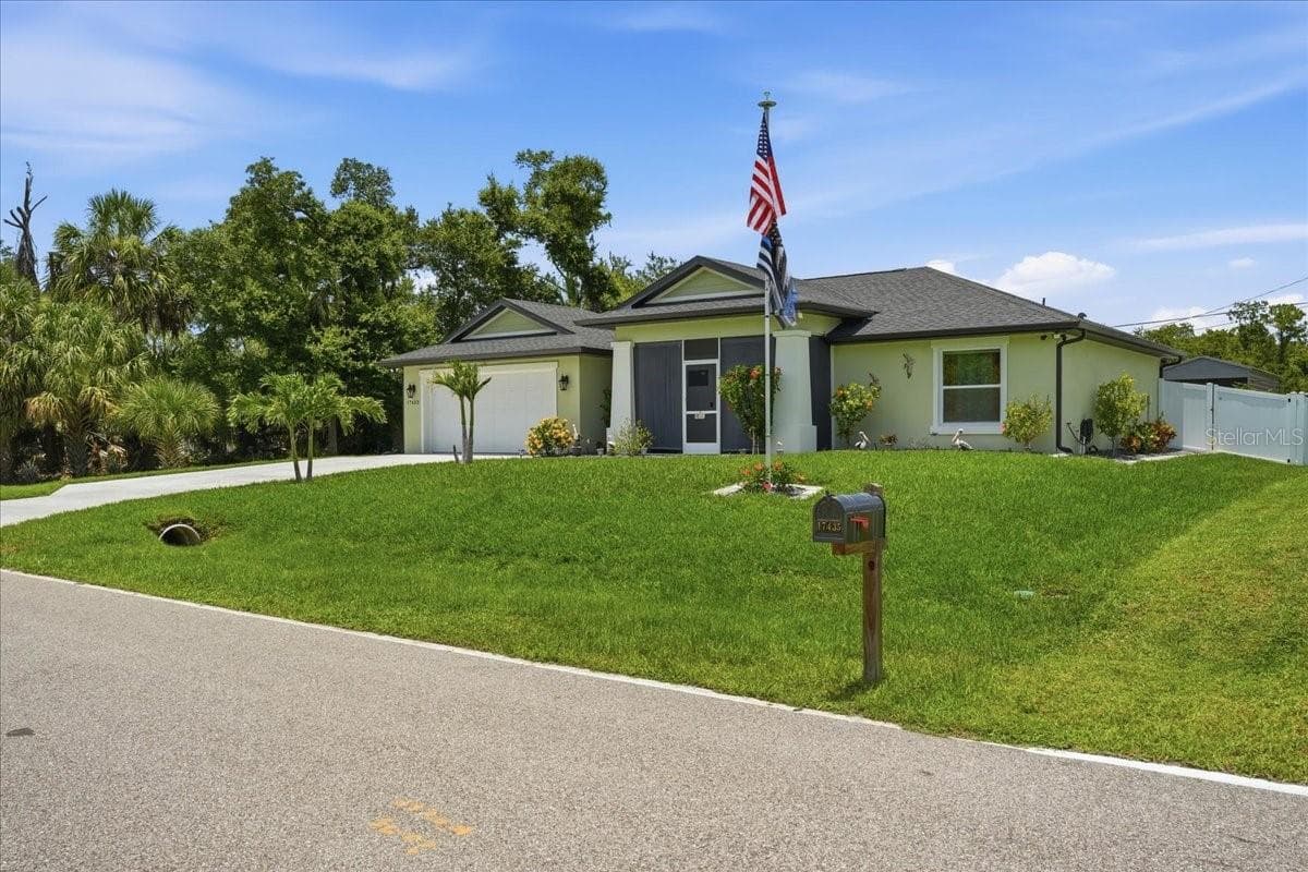 Single Family Residence at 17432 SHIRLEY AVE, PORT CHARLOTTE, photo 5 of 63