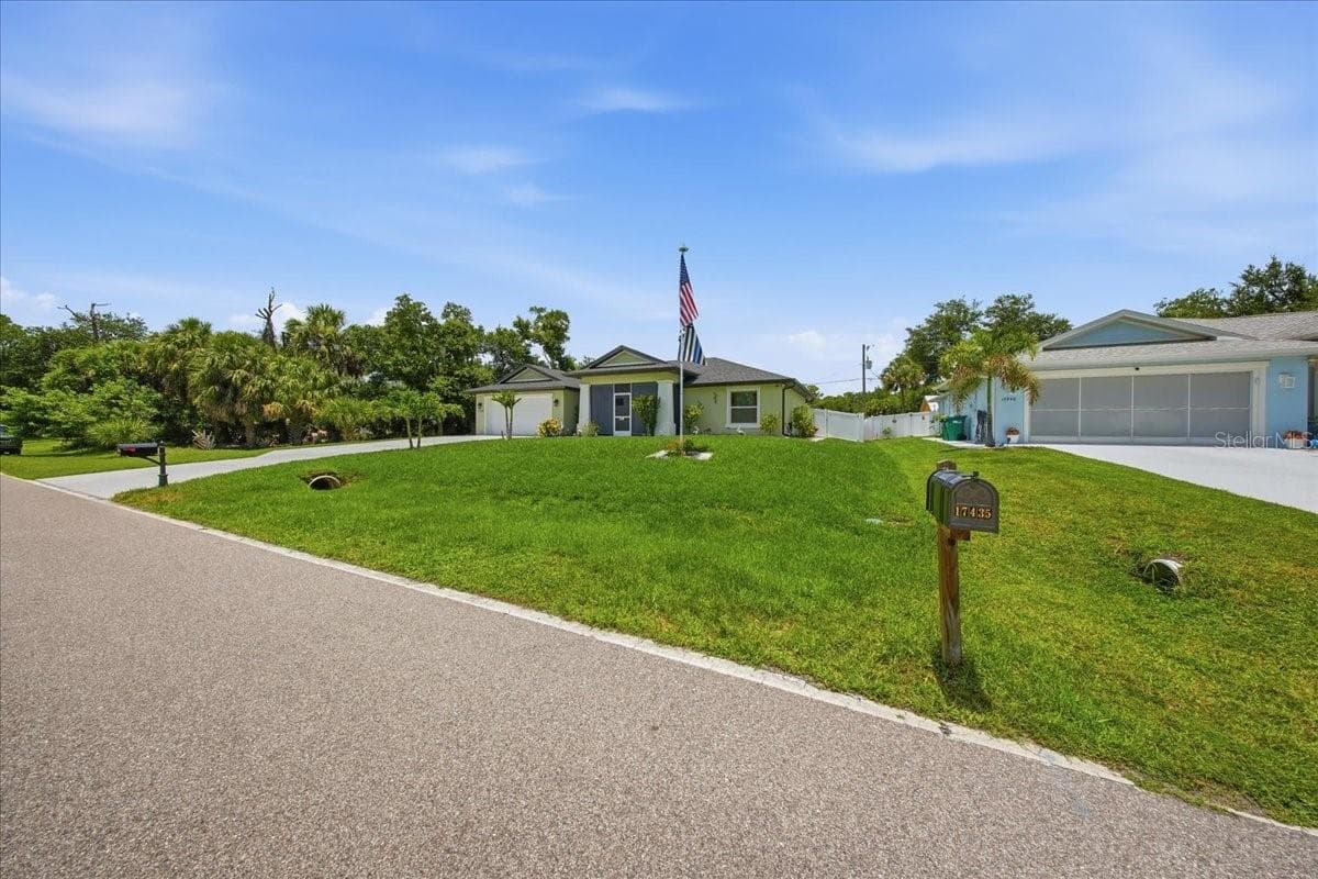 Single Family Residence at 17432 SHIRLEY AVE, PORT CHARLOTTE, photo 8 of 63