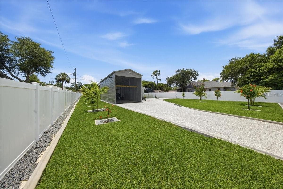 Single Family Residence at 17432 SHIRLEY AVE, PORT CHARLOTTE, photo 11 of 63