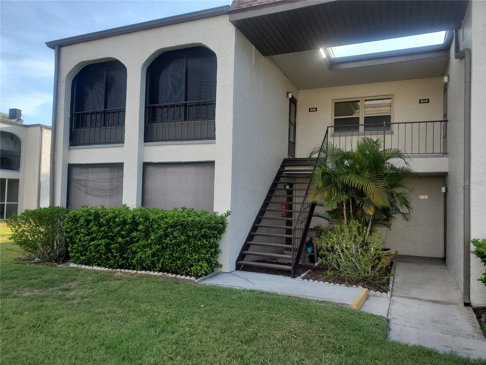 7701 STARKEY RD #316