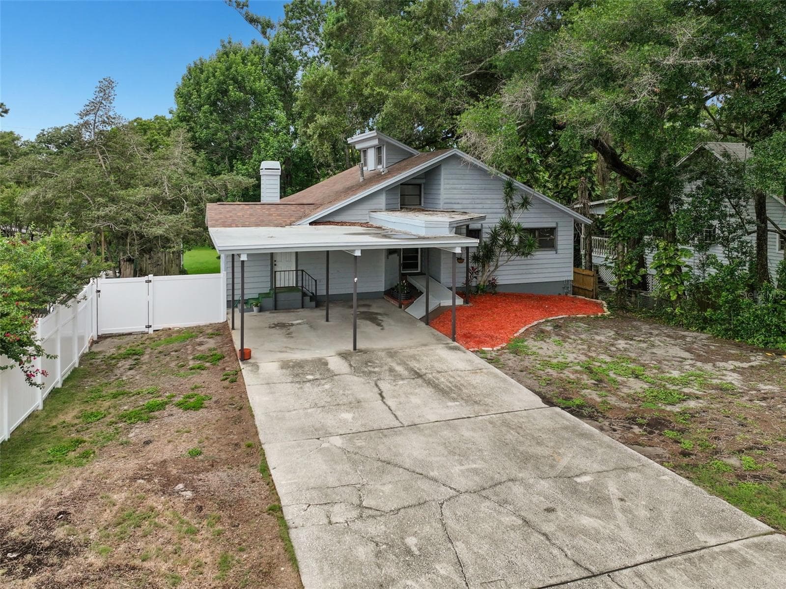 Single Family Residence at 210 EDGEWOOD AVE, CLEARWATER, photo 2 of 53