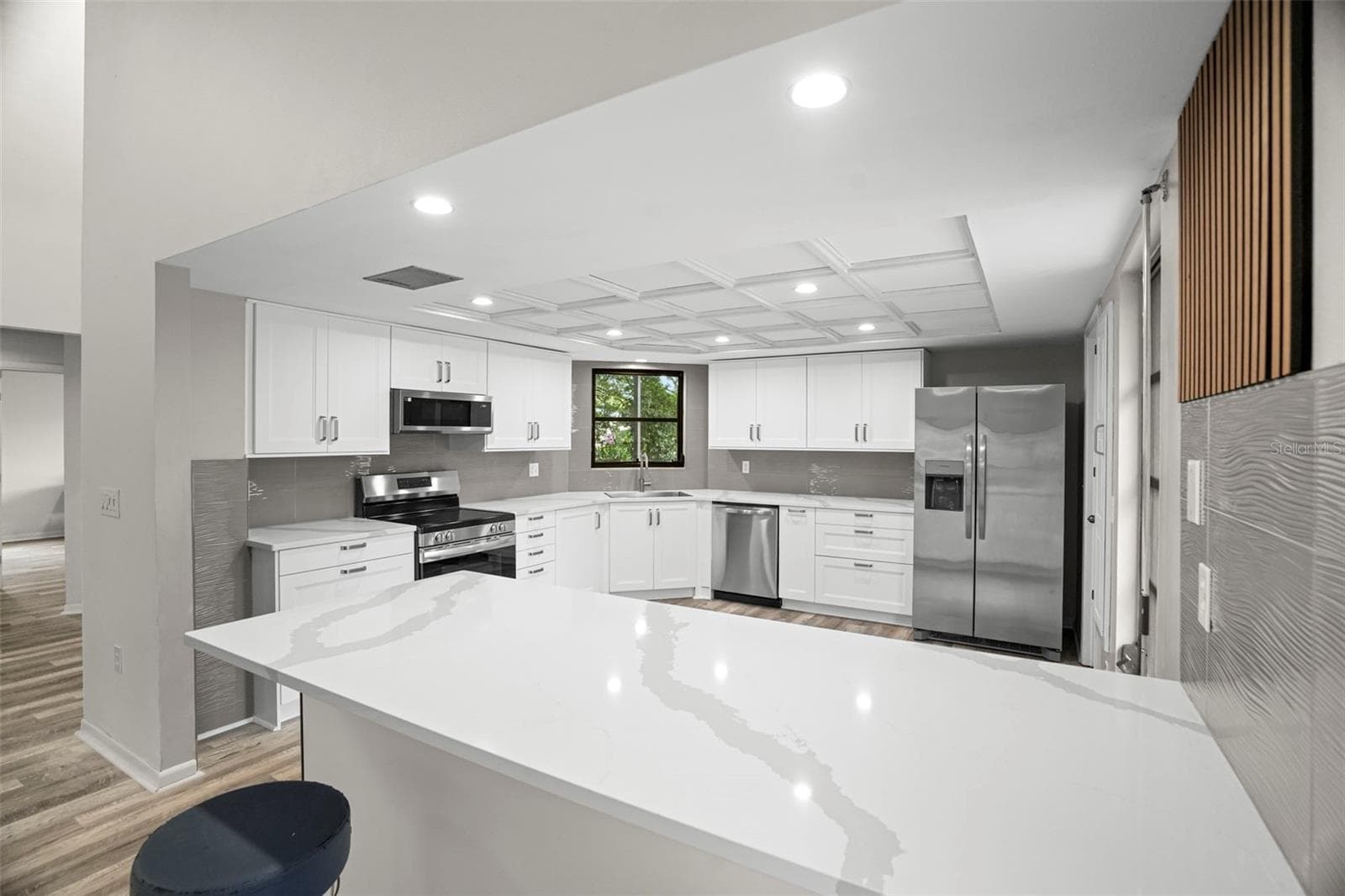 Single Family Residence at 210 EDGEWOOD AVE, CLEARWATER, photo 14 of 53