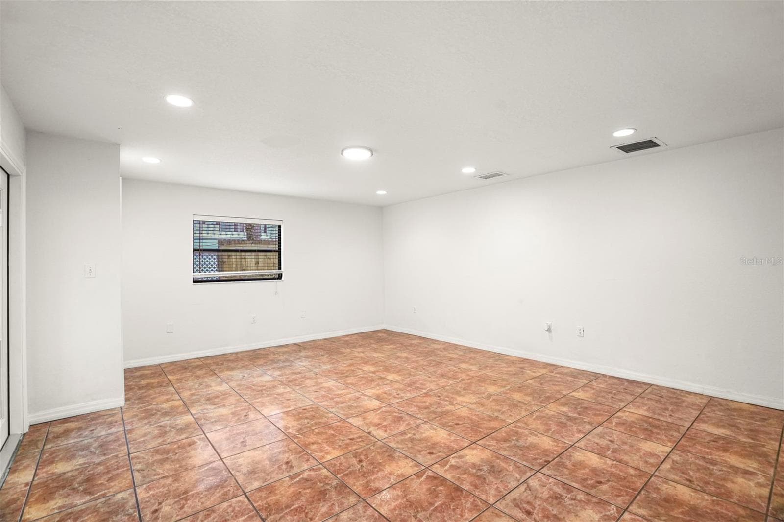 Single Family Residence at 210 EDGEWOOD AVE, CLEARWATER, photo 30 of 53