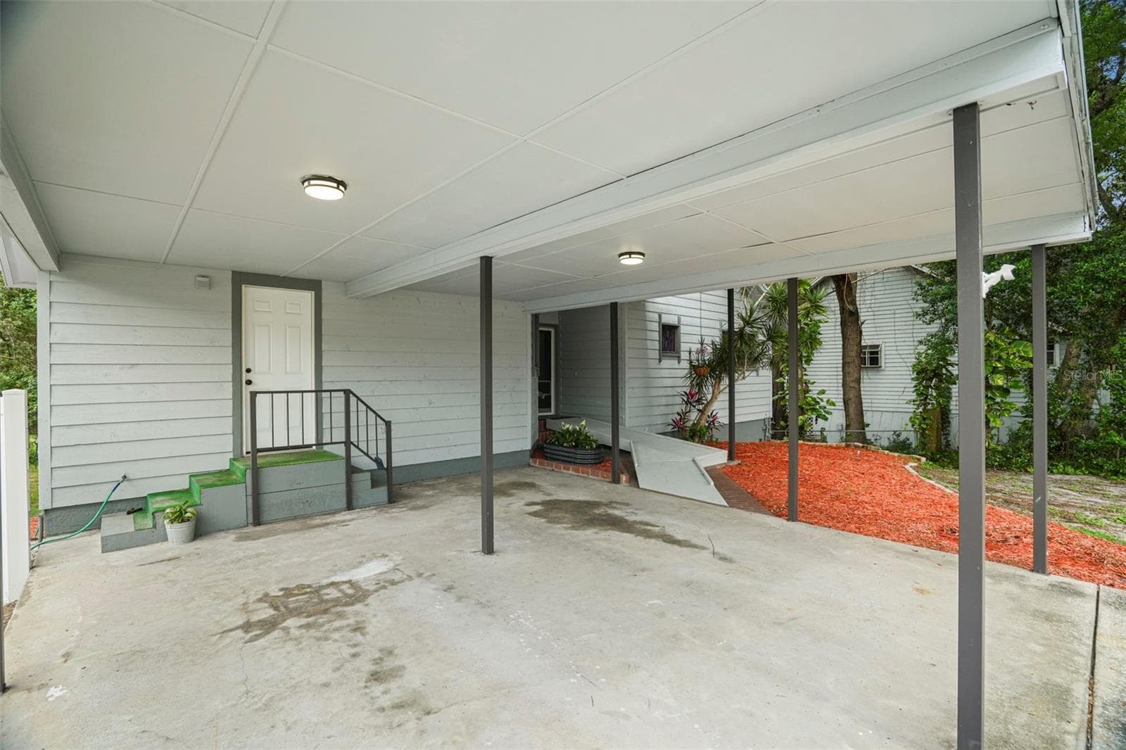 Single Family Residence at 210 EDGEWOOD AVE, CLEARWATER, photo 47 of 53