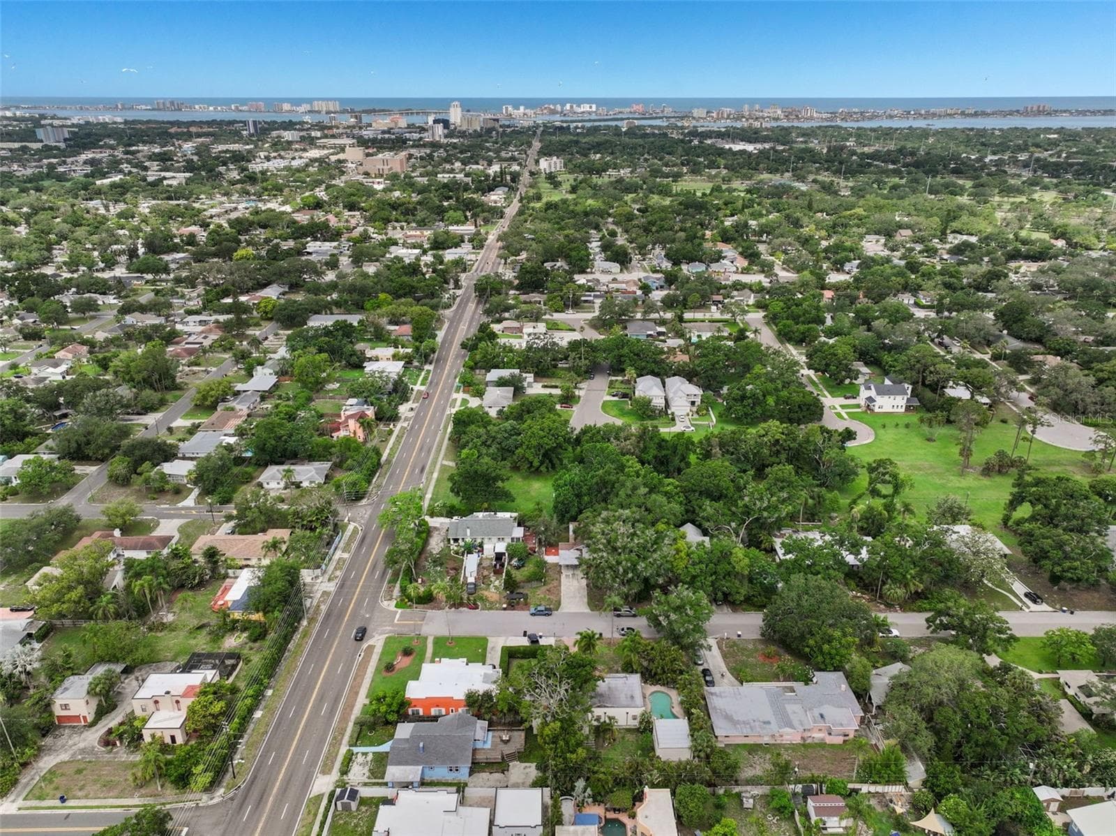 Single Family Residence at 210 EDGEWOOD AVE, CLEARWATER, photo 51 of 53