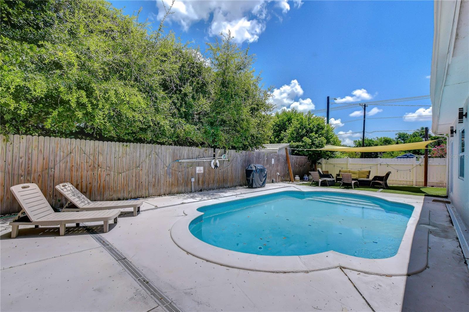 heated pool - 2714 E 98TH AVE, TAMPA