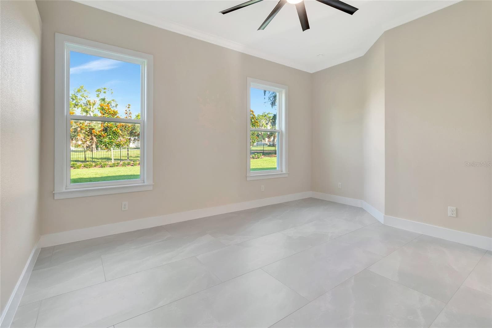 Single Family Residence at 17557 NINTH ST, MONTVERDE, photo 13 of 47