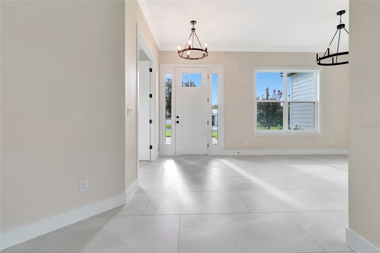 Single Family Residence at 17557 NINTH ST, MONTVERDE, photo 14 of 47