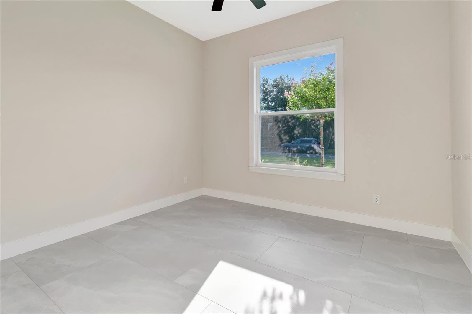 Single Family Residence at 17557 NINTH ST, MONTVERDE, photo 26 of 47