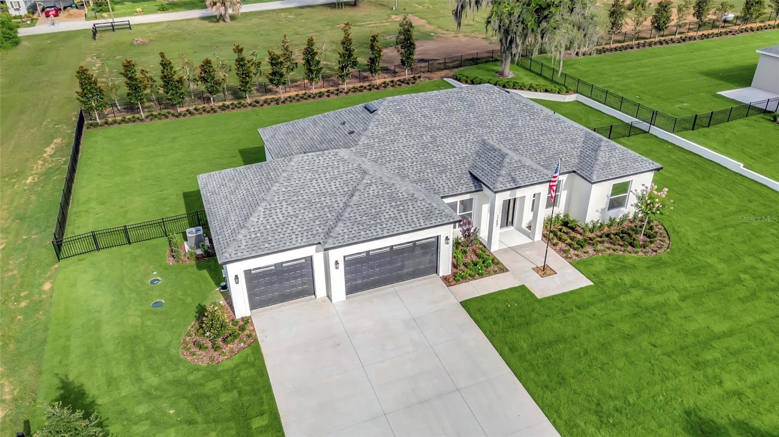 Single Family Residence at 17557 NINTH ST, MONTVERDE, photo 37 of 47