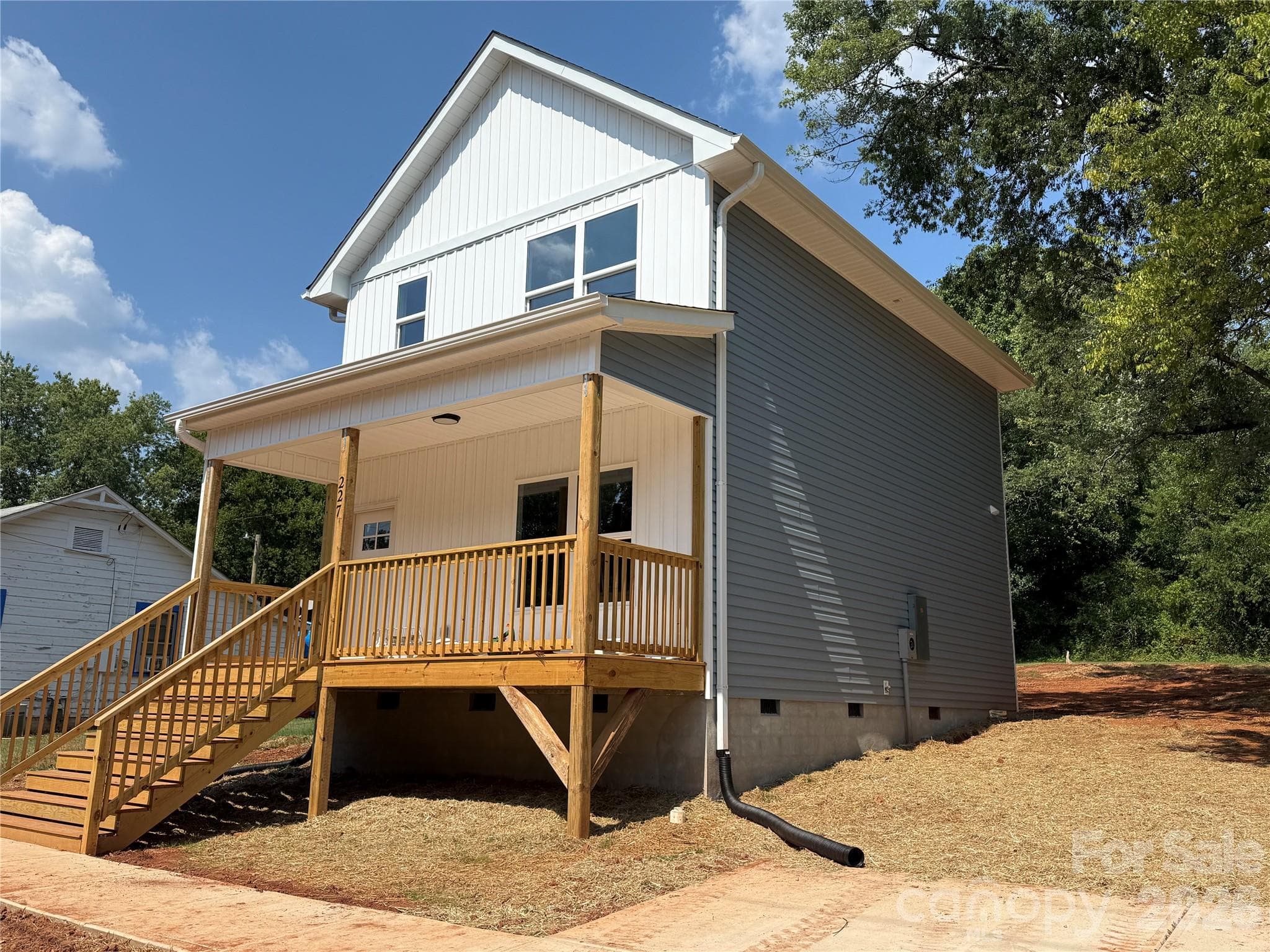 Single Family Residence at Newton, photo 2 of 18