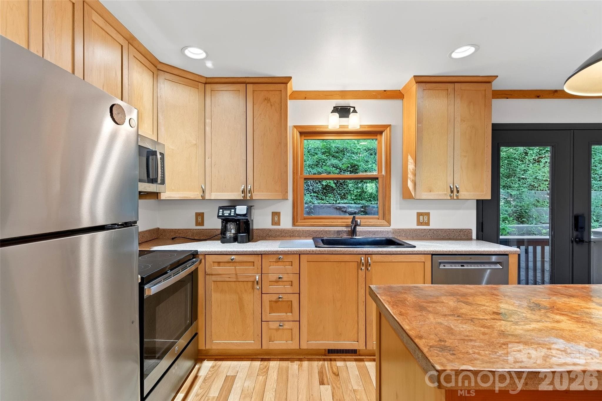 Single Family Residence at 1506 Mckenzie Way S, Old Fort, photo 16 of 46