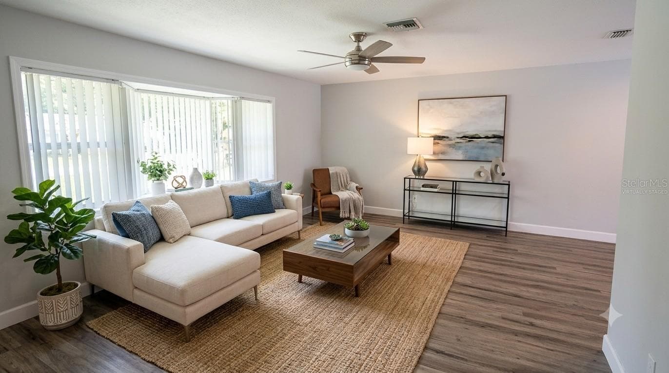 Virtually Staged - 7801 17TH WAY N, ST PETERSBURG