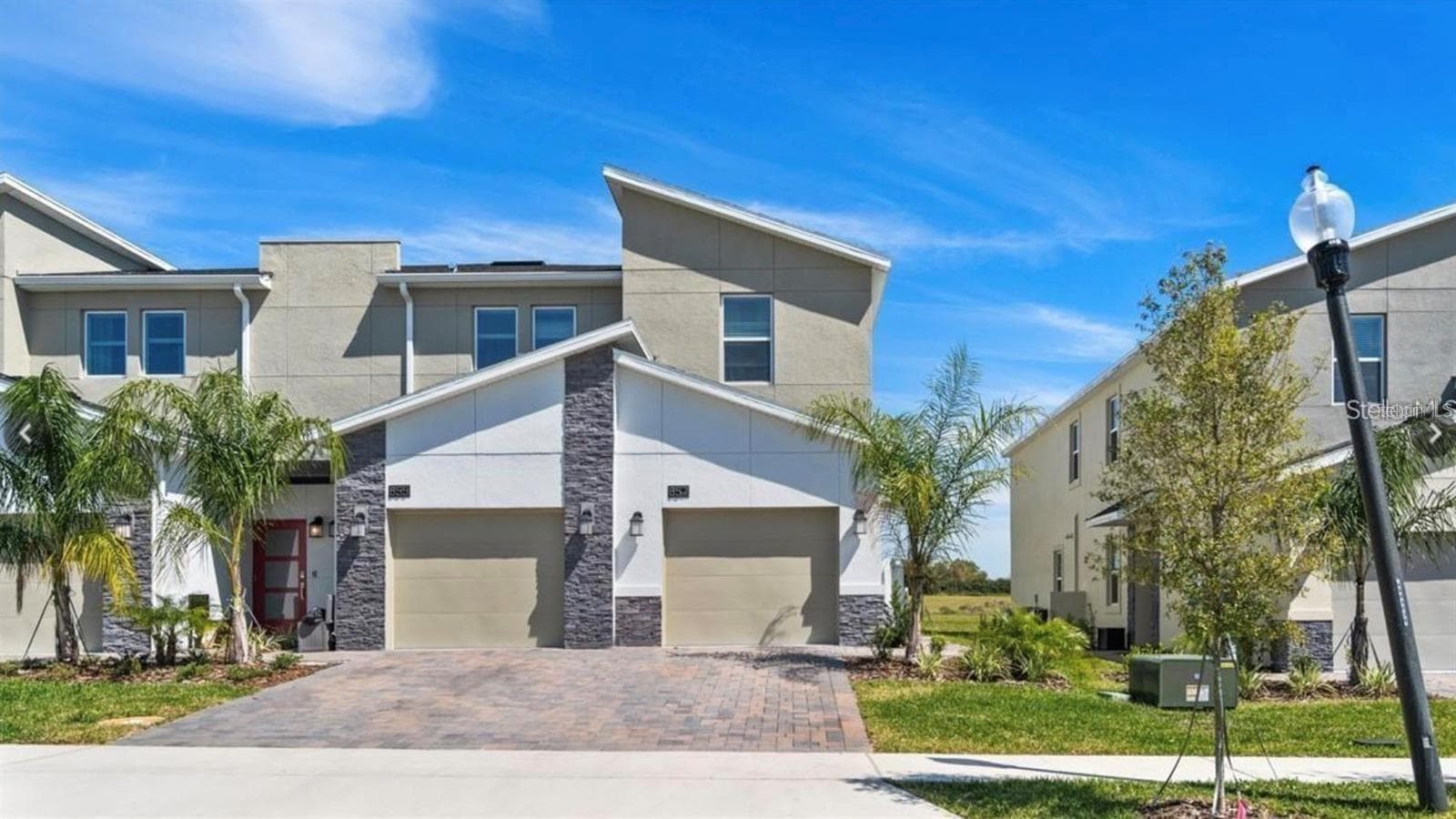 857 OCEAN COURSE AVE #857