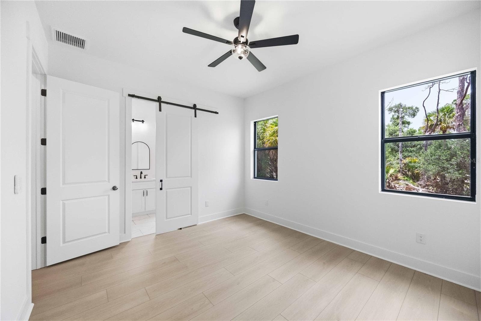 Single Family Residence at 15144 FAULKNER AVE, PORT CHARLOTTE, photo 10 of 25