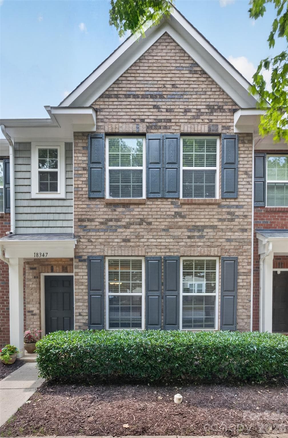 Townhouse at Cornelius, photo 2 of 41