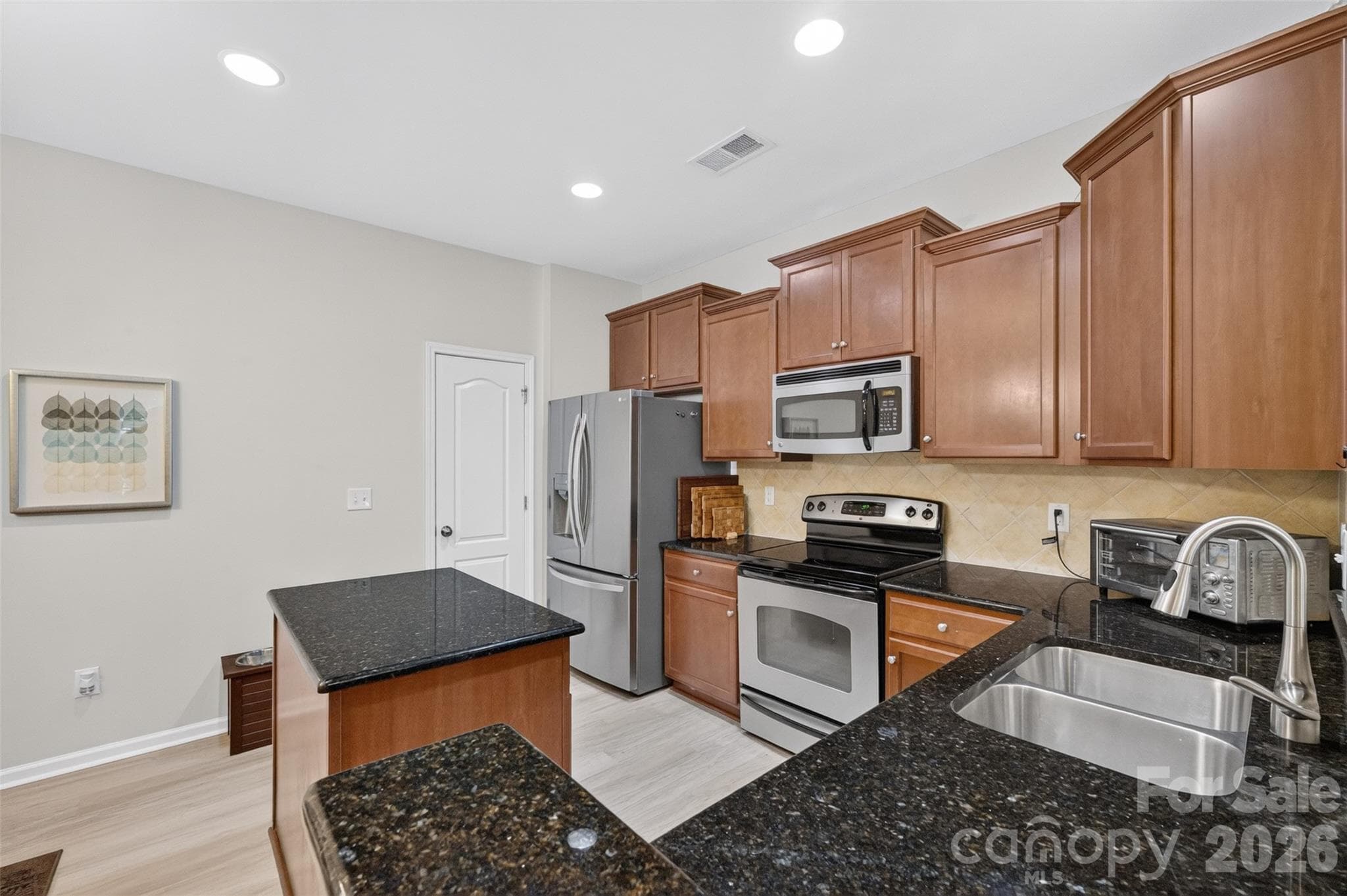 Townhouse at Cornelius, photo 8 of 41