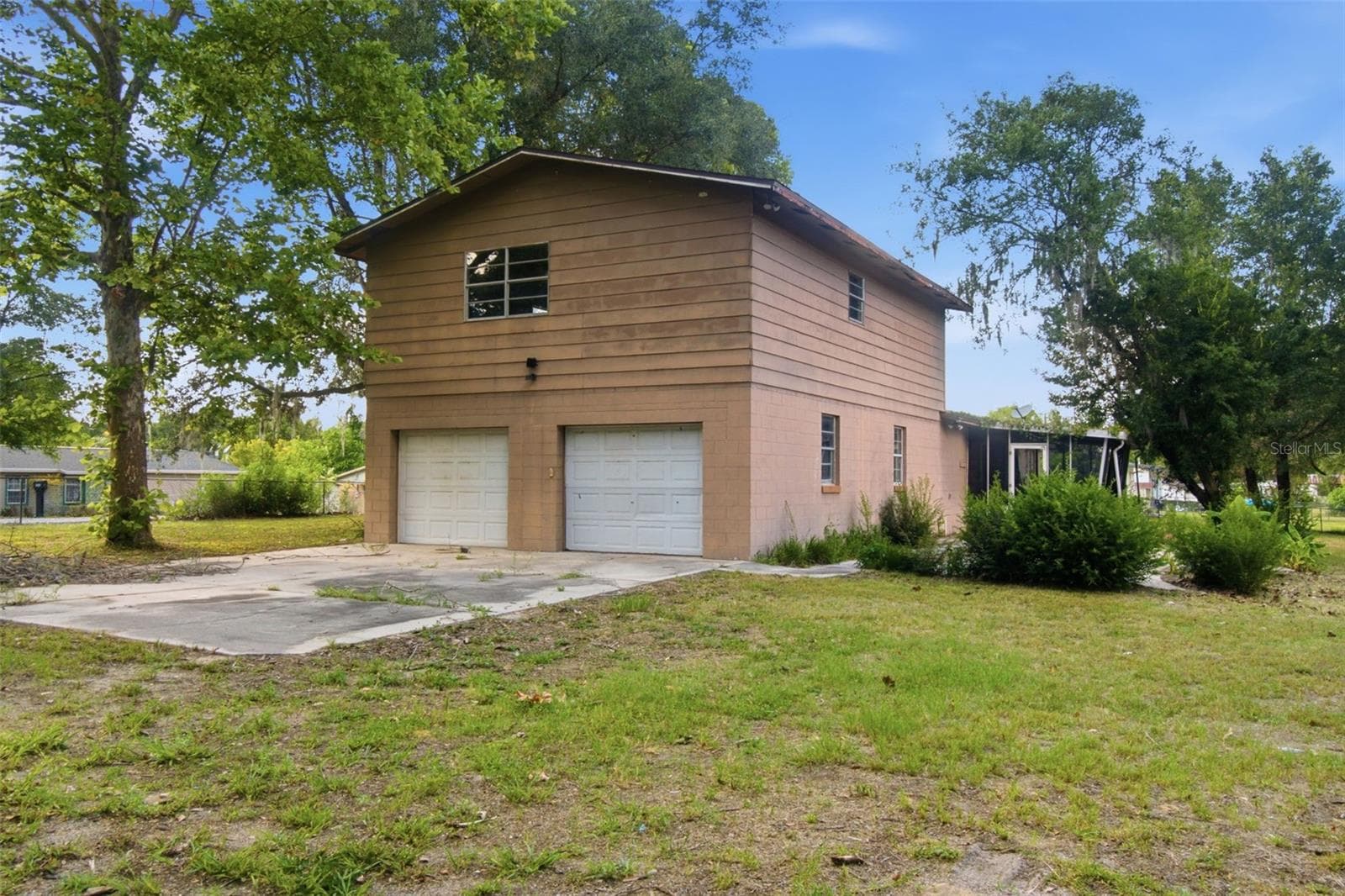 Single Family Residence at 2805 NE 24TH CT, OCALA, photo 2 of 34
