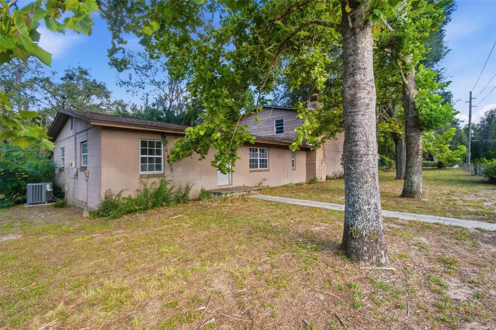 Single Family Residence at 2805 NE 24TH CT, OCALA, photo 4 of 34