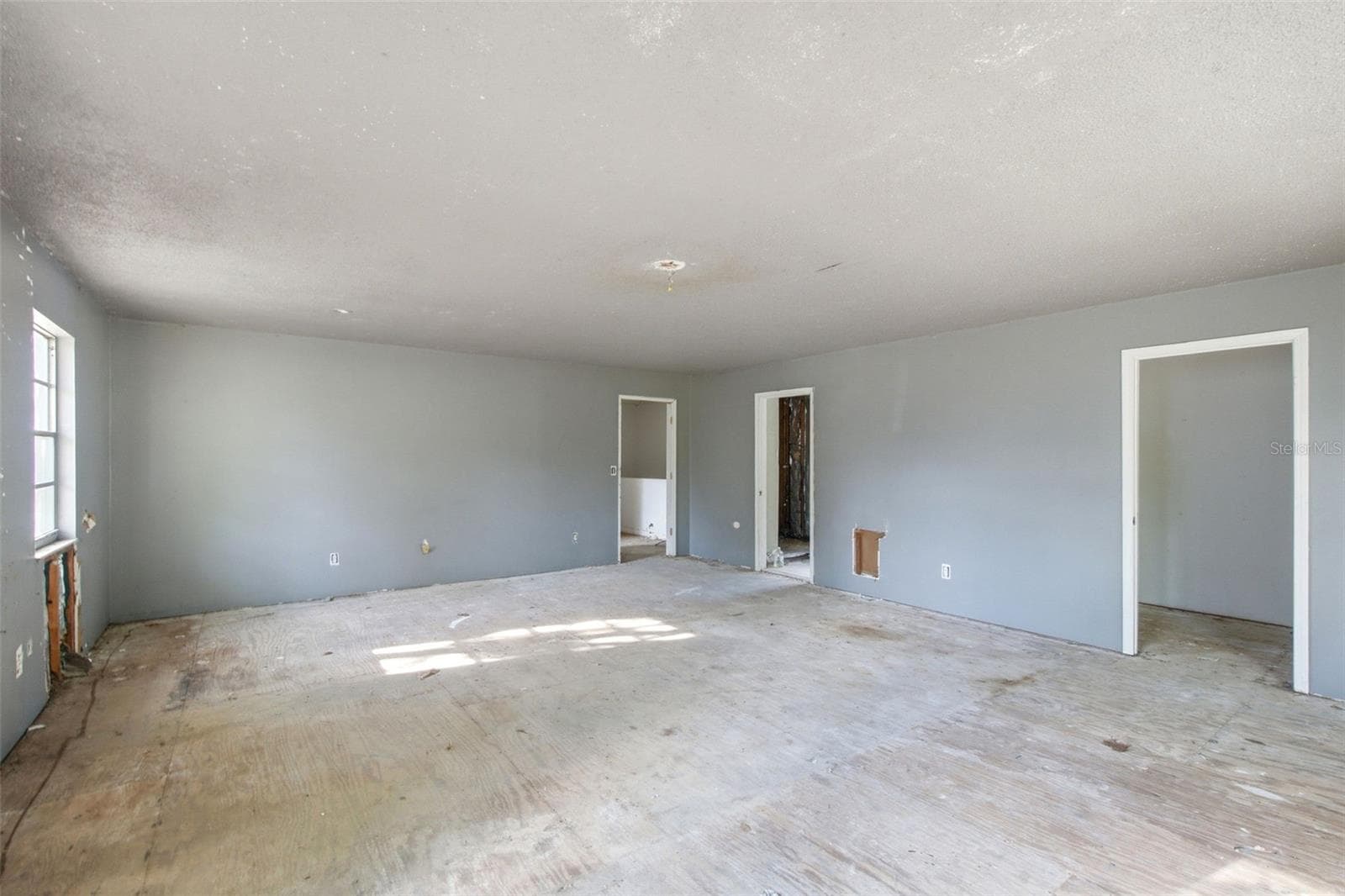 Single Family Residence at 2805 NE 24TH CT, OCALA, photo 15 of 34