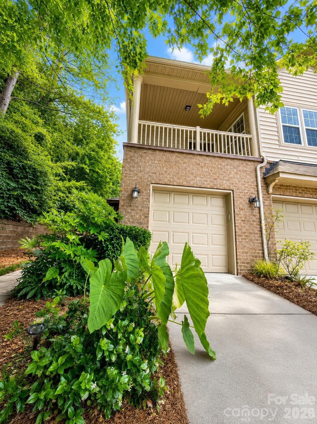 Condominium at 14712 Vernazza Place, Charlotte, photo 2 of 18
